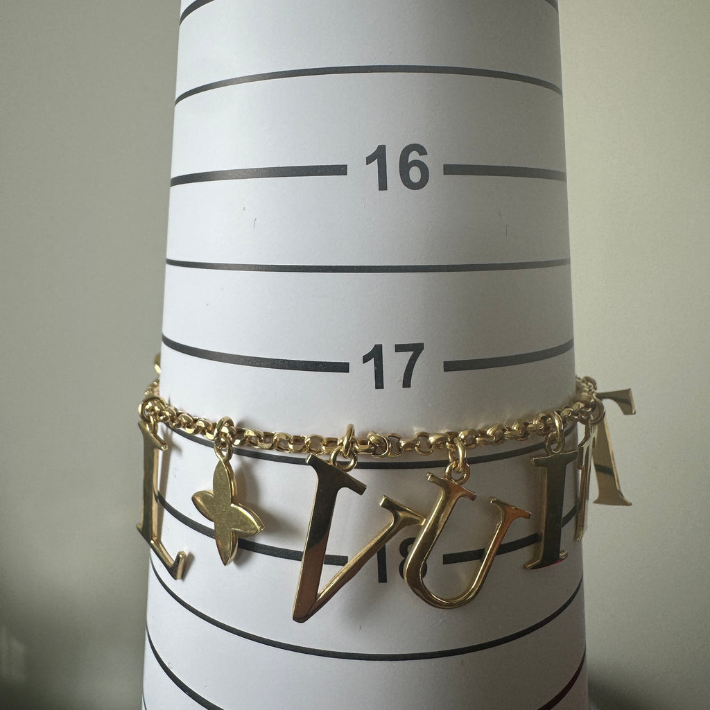 18k Gold - LV Inspired Bracelet in Yellow Gold Settings (9.2g) size 17.5cm