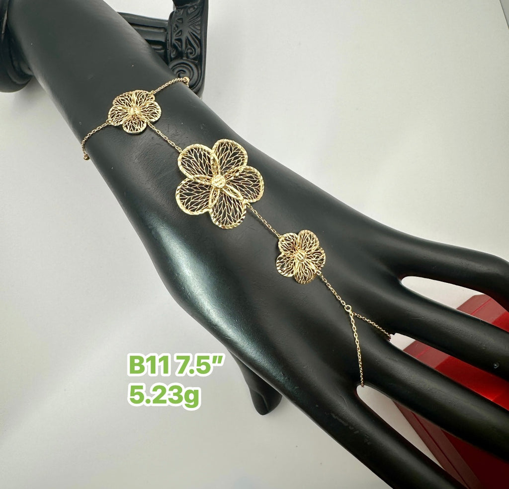 18k Gold - 2 in 1 Flower Bracelet and Ring in Yellow Gold Settings (5.23g) 16.5-18.5cm