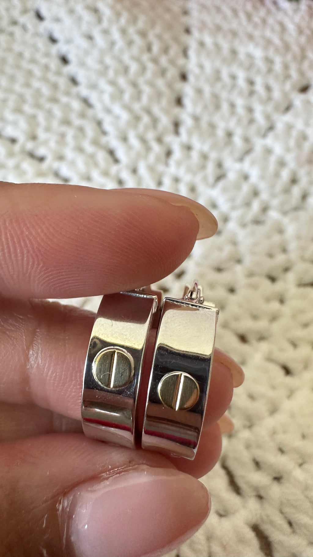 18k Gold - Hoop Earrings in White Gold Settings (3.6g)