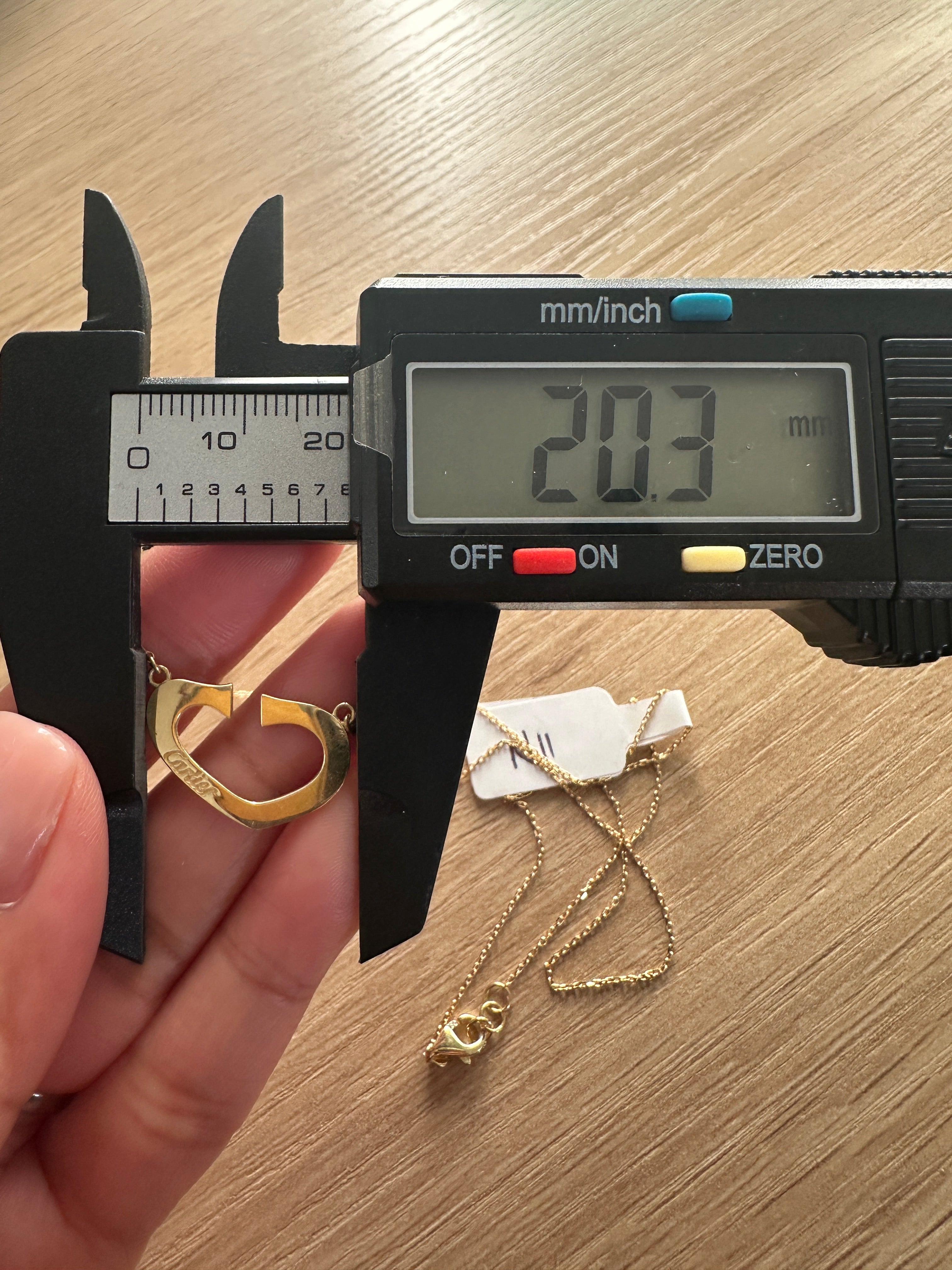 18k Gold - Cartier Inspired Necklace in Yellow Gold Settings (2.2g) size 18inches