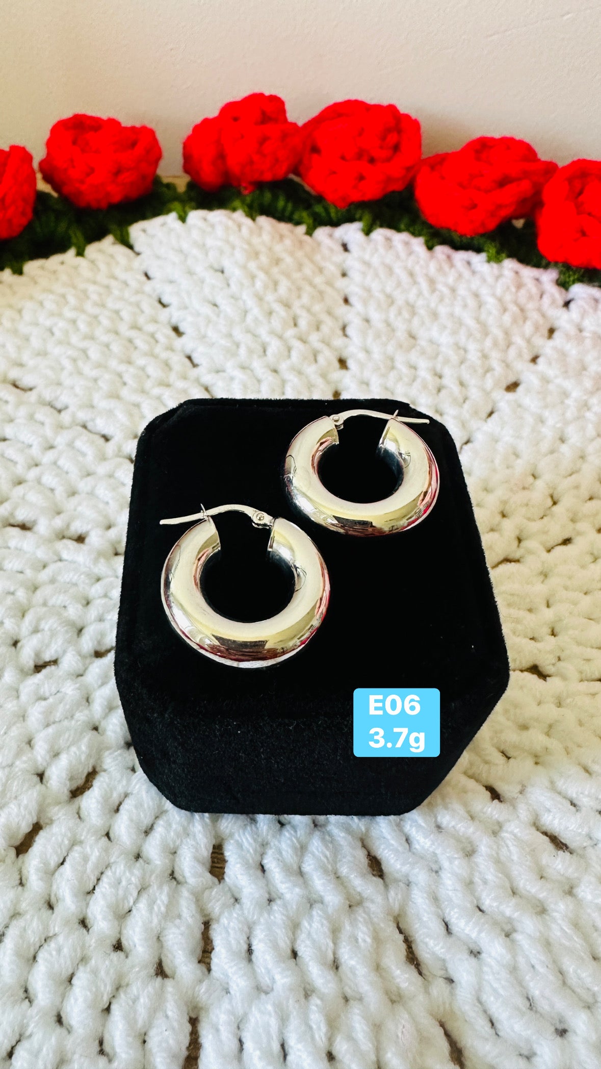 18k Gold - Hoop Earrings in White Gold Settings (3.7g)