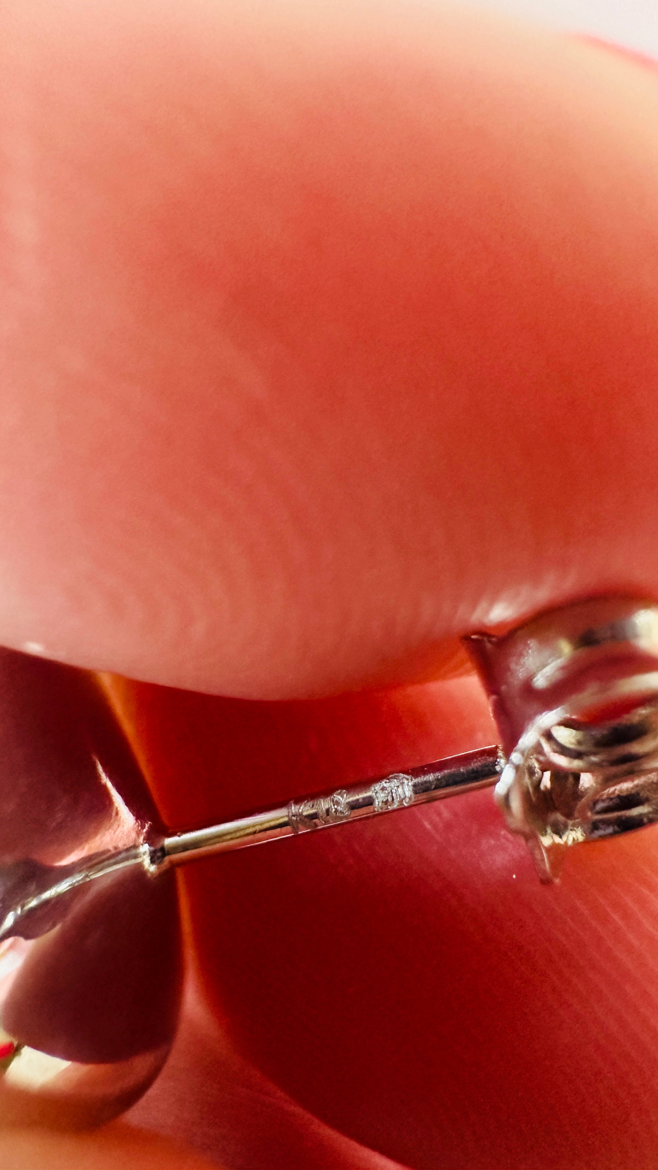 18k Gold - Heart Stud in White Gold Settings (2.1g)