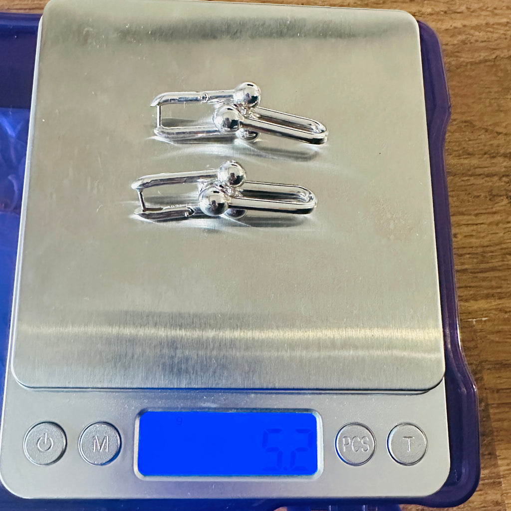 18k Gold - Hardware Earrings in White Gold Settings (5.2g)