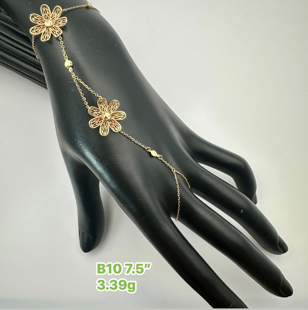 18k Gold - 2 in 1 Flower Bracelet and Ring in Yellow Gold Settings (3.39g) 16-18cm