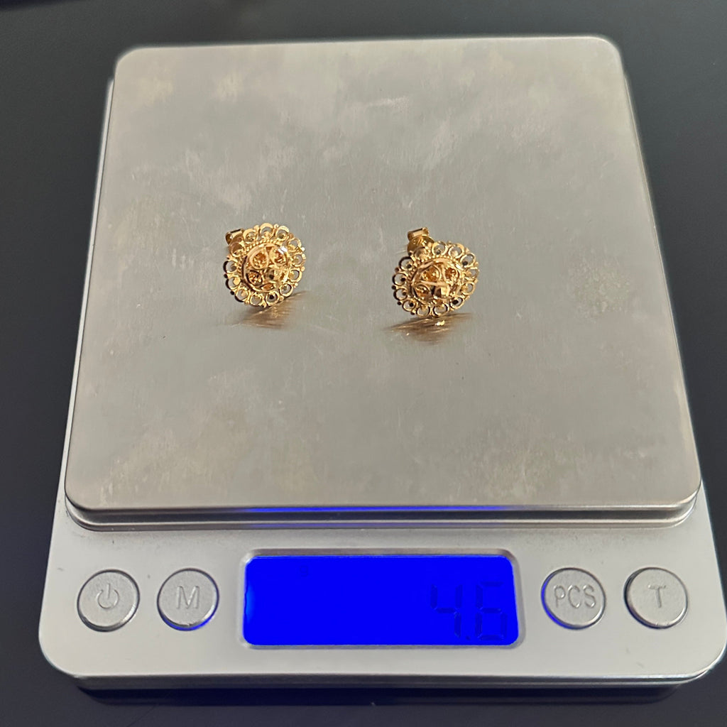 22k Gold - Flower Screw Type Earrings in Yellow Gold Settings (4.6g)
