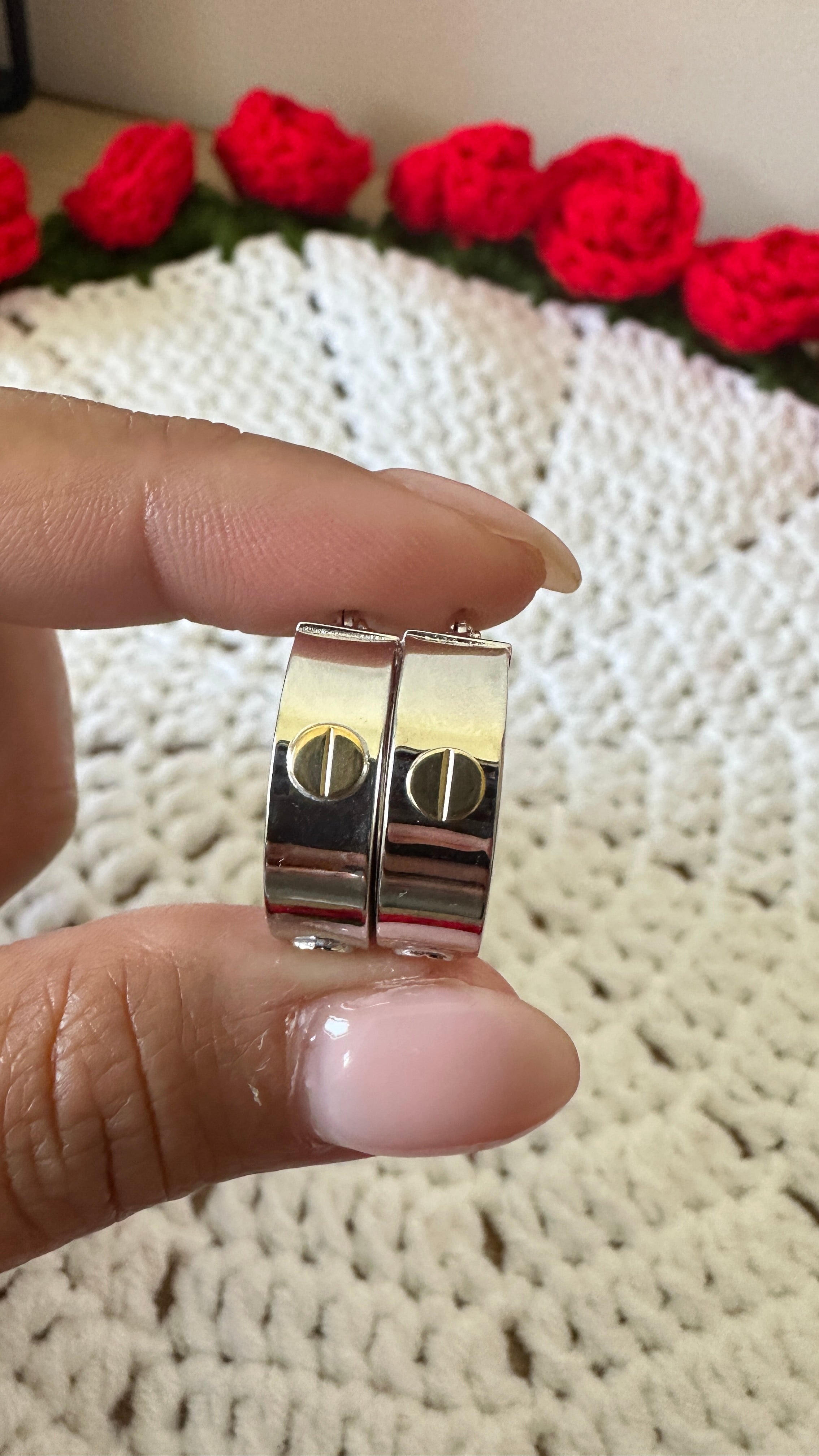 18k Gold - Hoop Earrings in White Gold Settings (3.6g)