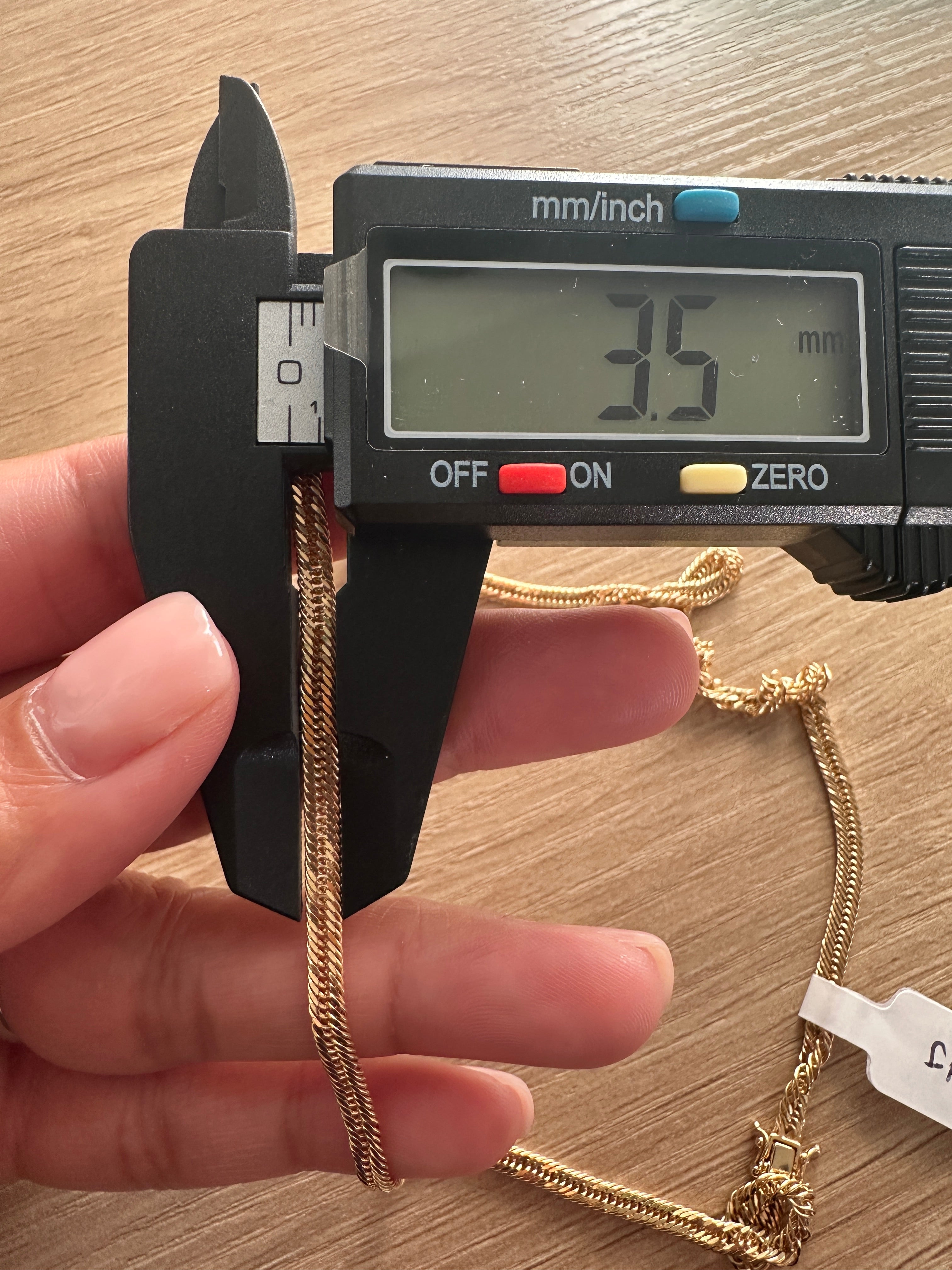 K18 Japan Gold - Kihei Necklace in Yellow Gold Settings (8.7g) size 16inches