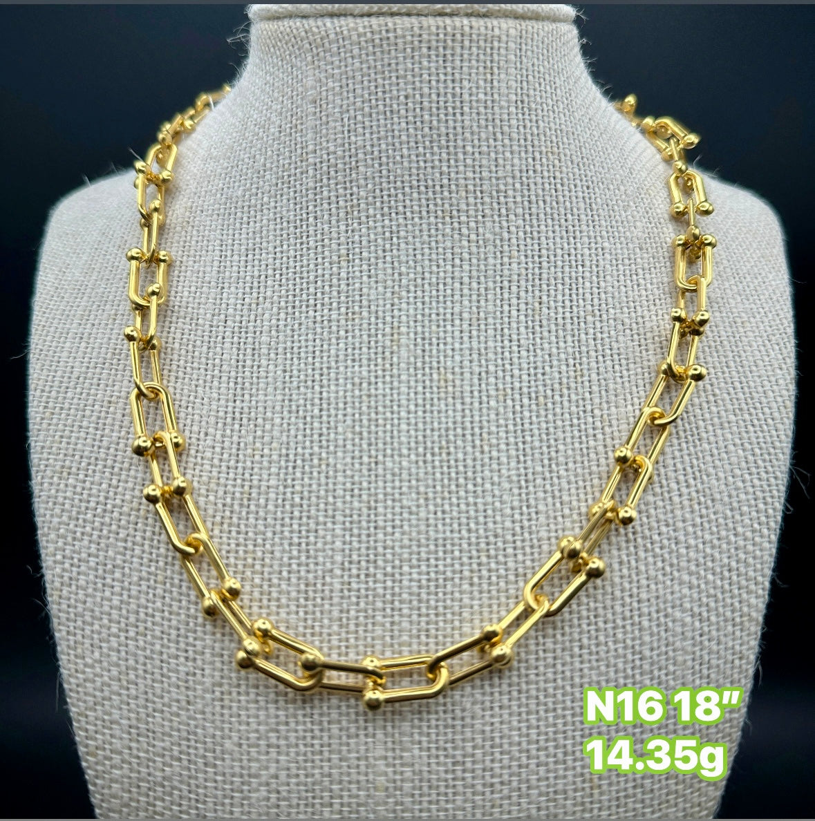 18k Gold - Hardware Necklace in Yellow Gold Settings (14.35g)